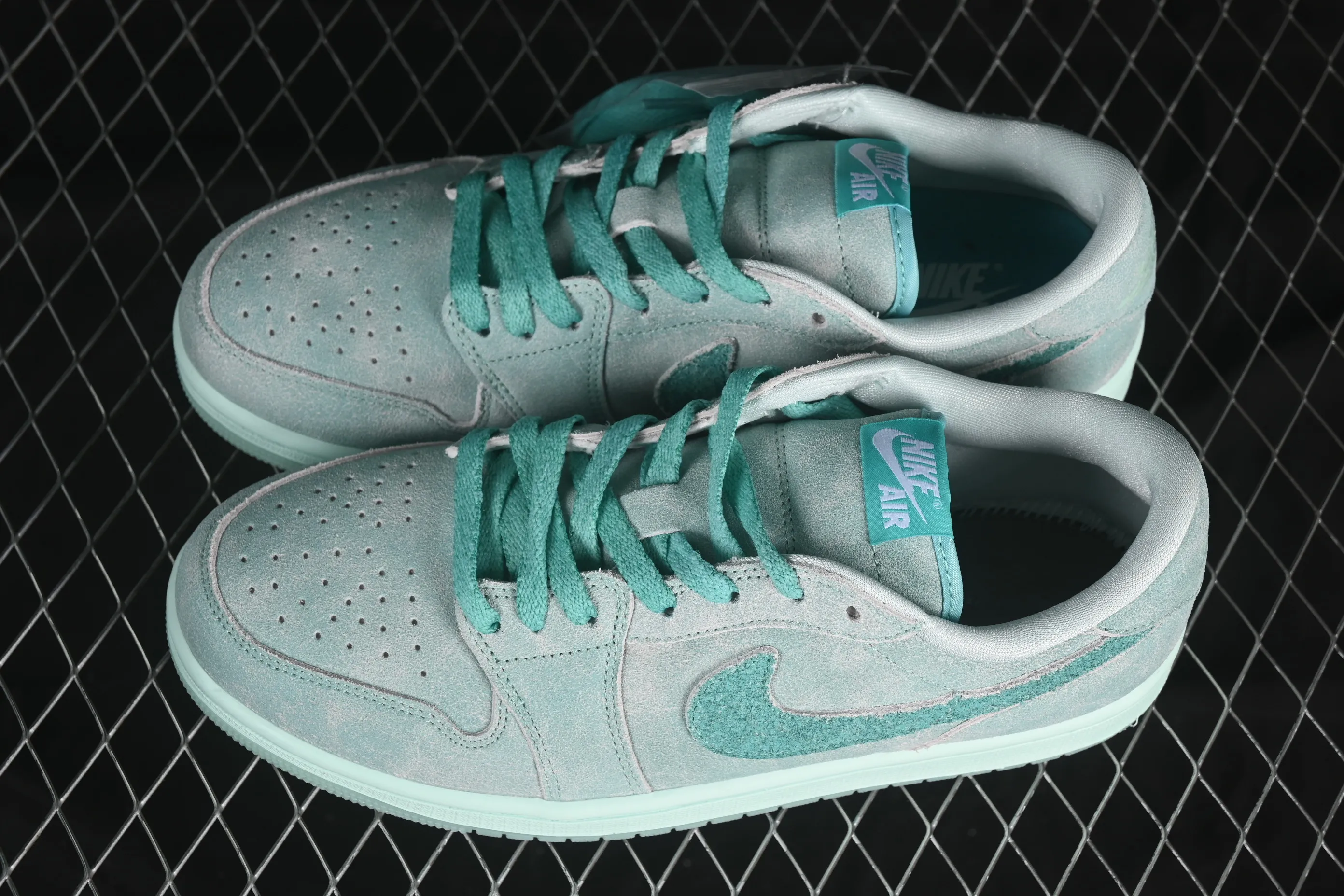 All categories Air Jordan Jordan series basketball shoes Air Jordan 1 Low Air Jordan 1 Low "Washed Teal" AJ1 Joe 1 ice mint low-top cultural casual sneakers HQ8111-300